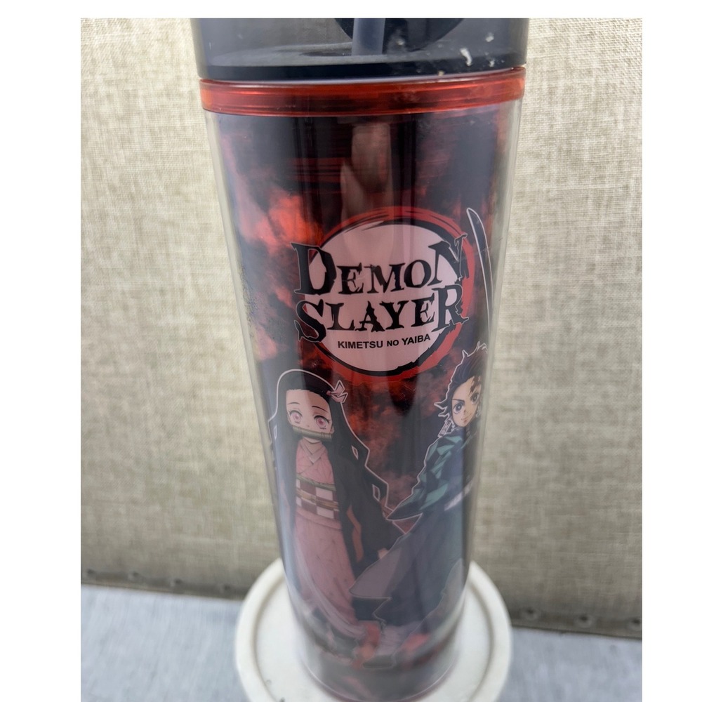 Demon Slayer Tanjiro Nezuko 22oz Tumbler with Straw Just Funky AC-12-22-239944‎